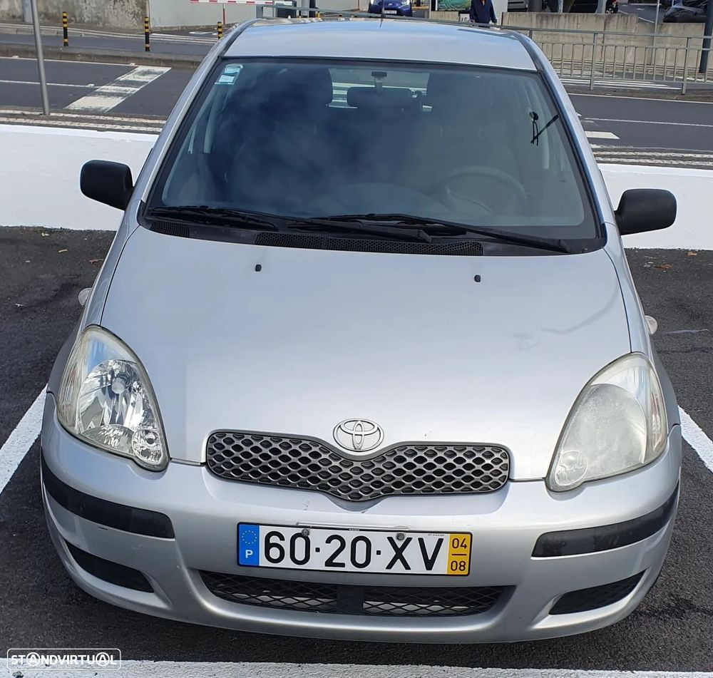 Toyota Yaris - 1