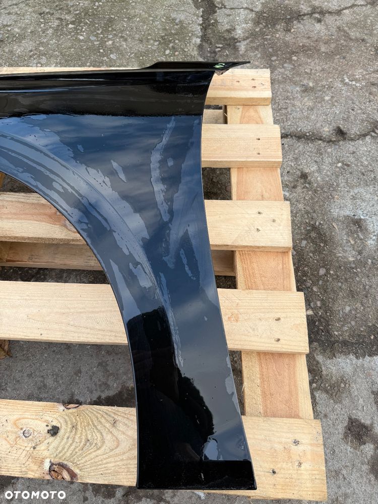 BŁOTNIK LEWY PRZÓD OPEL ASTRA L VI 403078B02 CZARNY METALIK W KOLOR - 10