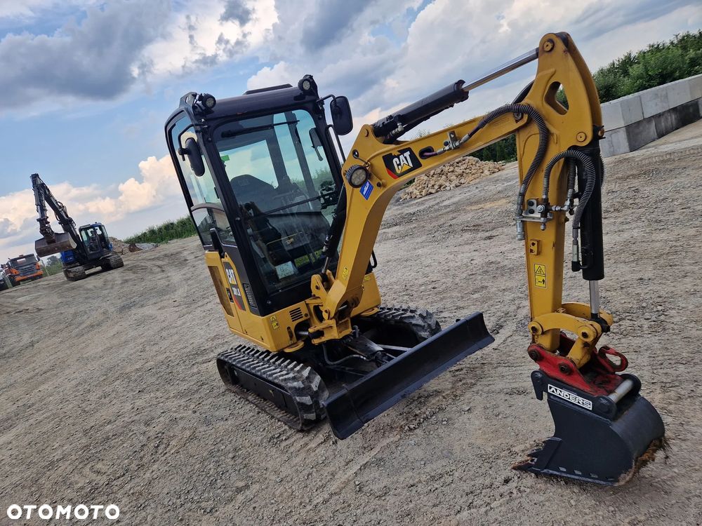 Caterpillar 301.8 - 7