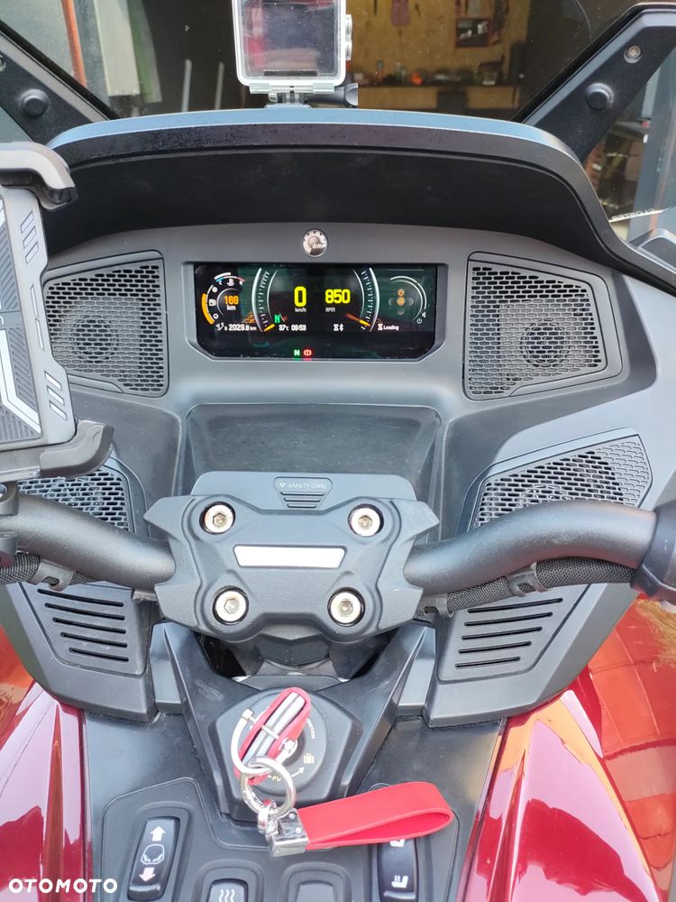 Can-Am Spyder - 7