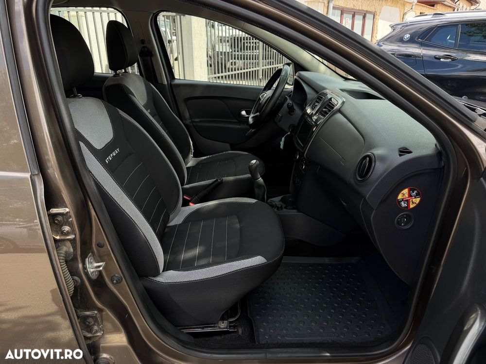 Dacia Sandero Stepway 0.9 TCe - 15