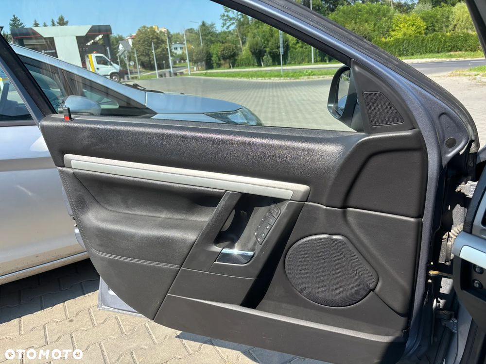 Opel Vectra 1.8 - 9