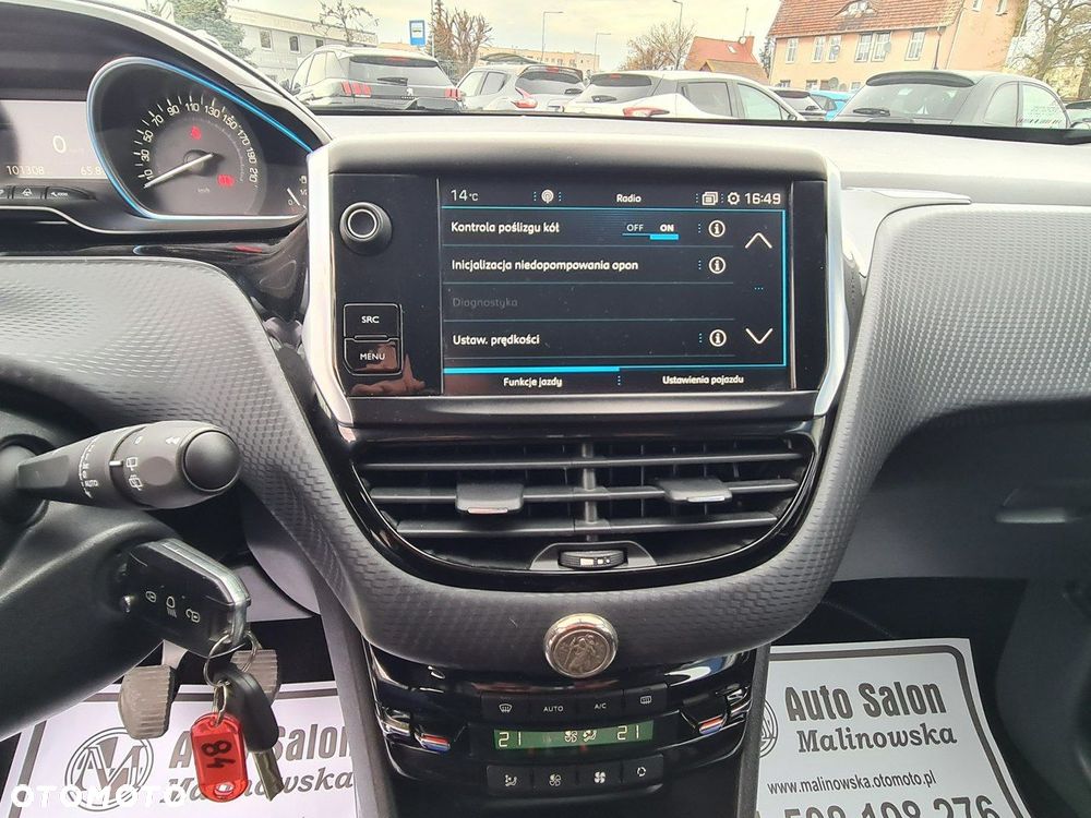 Peugeot 2008 1.2 Pure Tech GPF Allure S&S - 14