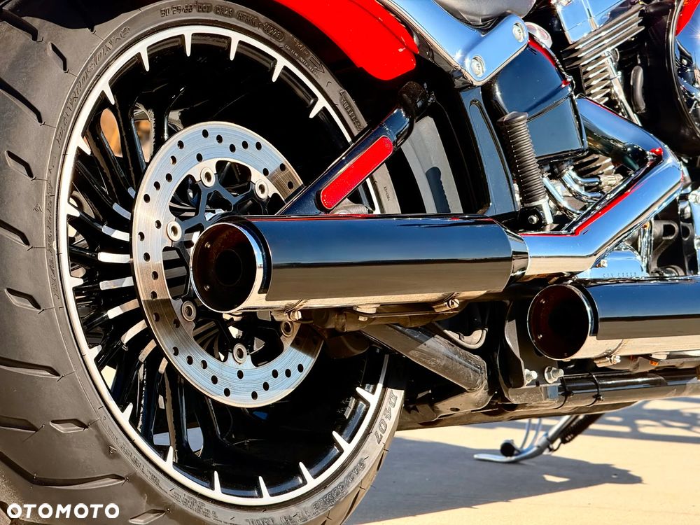 Harley-Davidson FXSB Breakout - 29