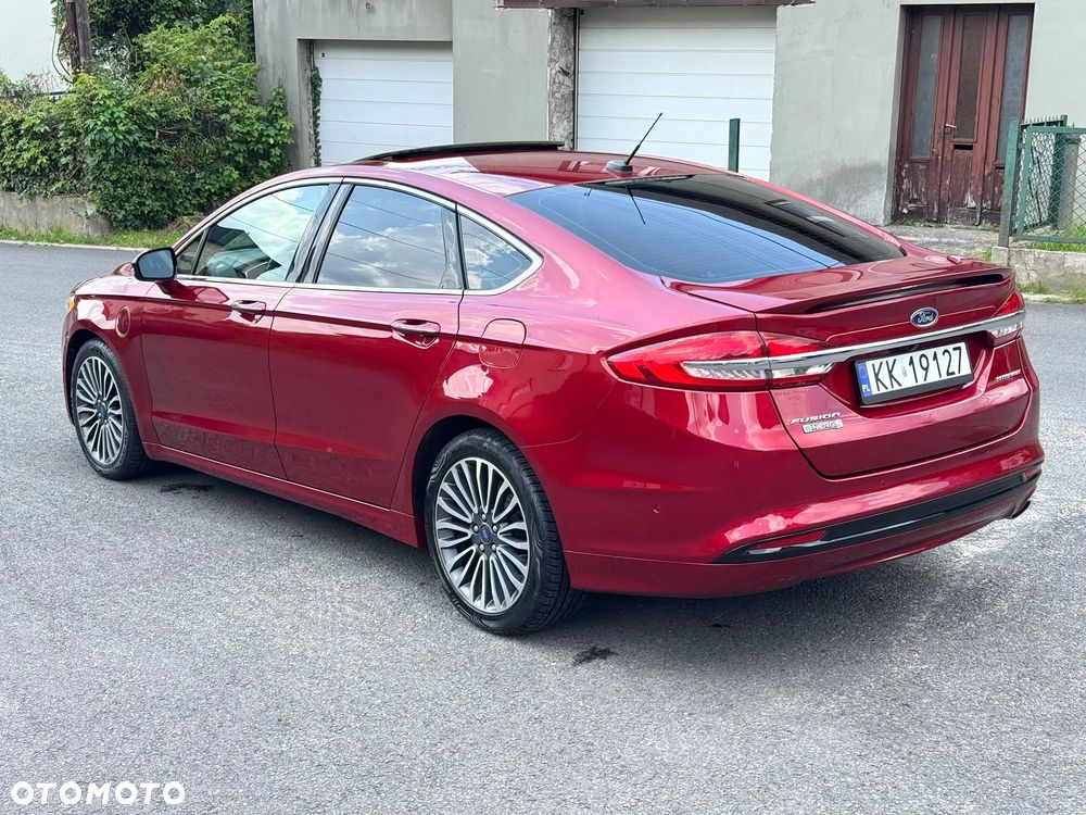 Ford Mondeo 2.0 Hybrid Titanium - 4