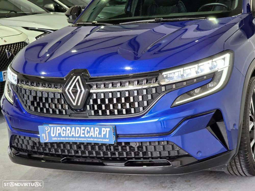 Renault Austral 1.2 E-Tech Iconic - 12