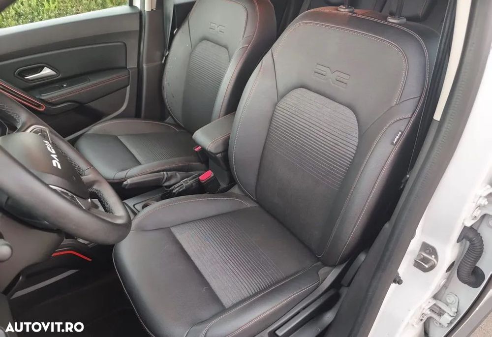 Dacia Duster TCe 150 EDC Extreme - 4