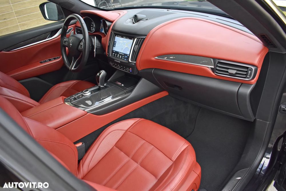 Maserati Levante - 12