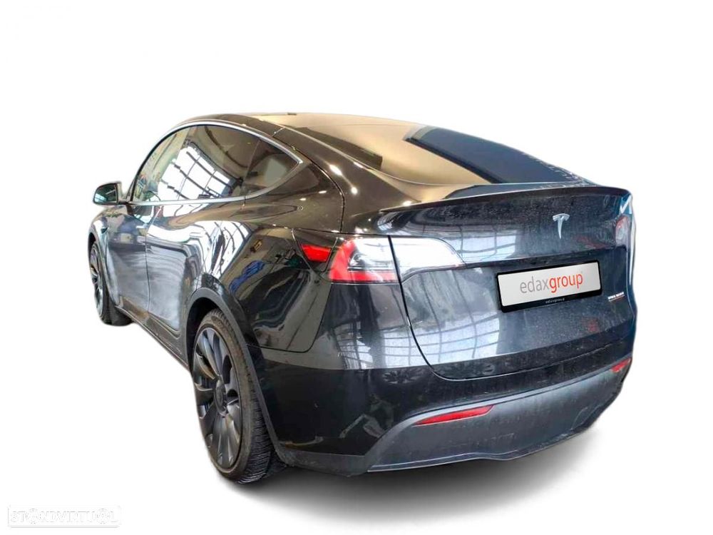 Tesla Model Y Performance Dual Motor AWD - 2
