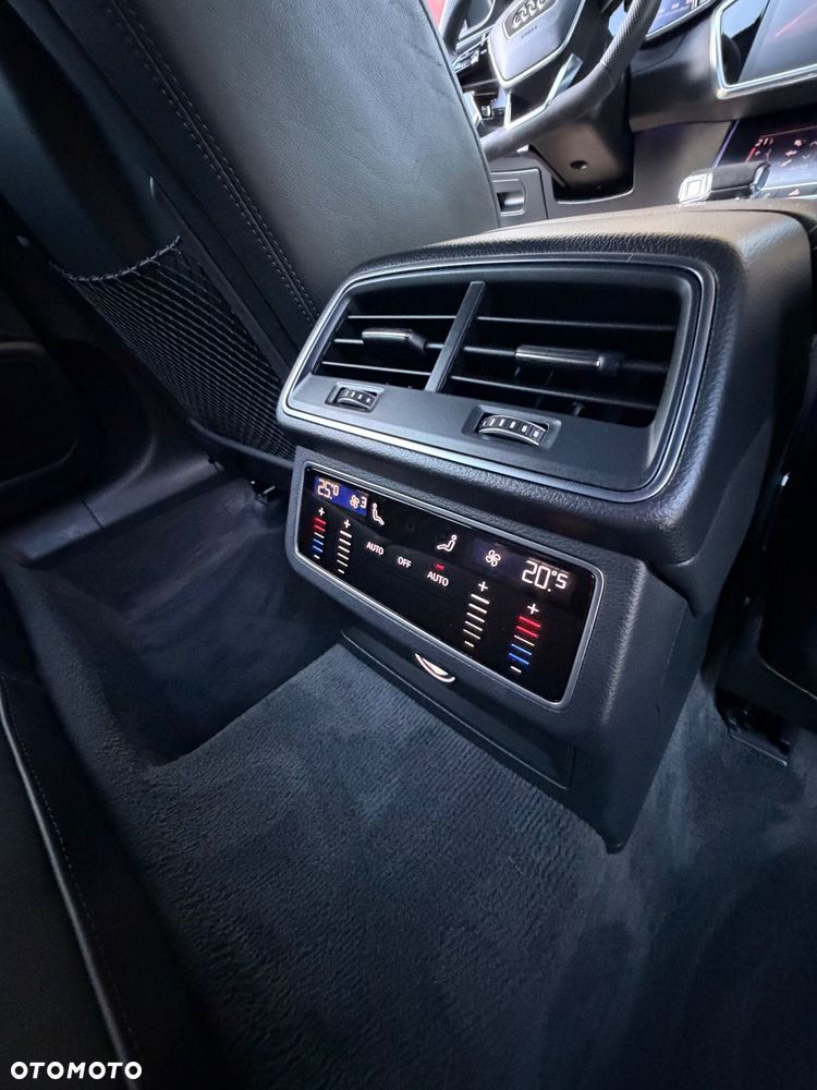 Audi S6 Avant - 40