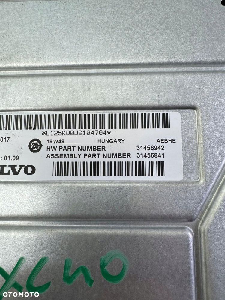 wzmacniacz audio harman volvo xc40 2017-2024 31456942 31456841 - 3
