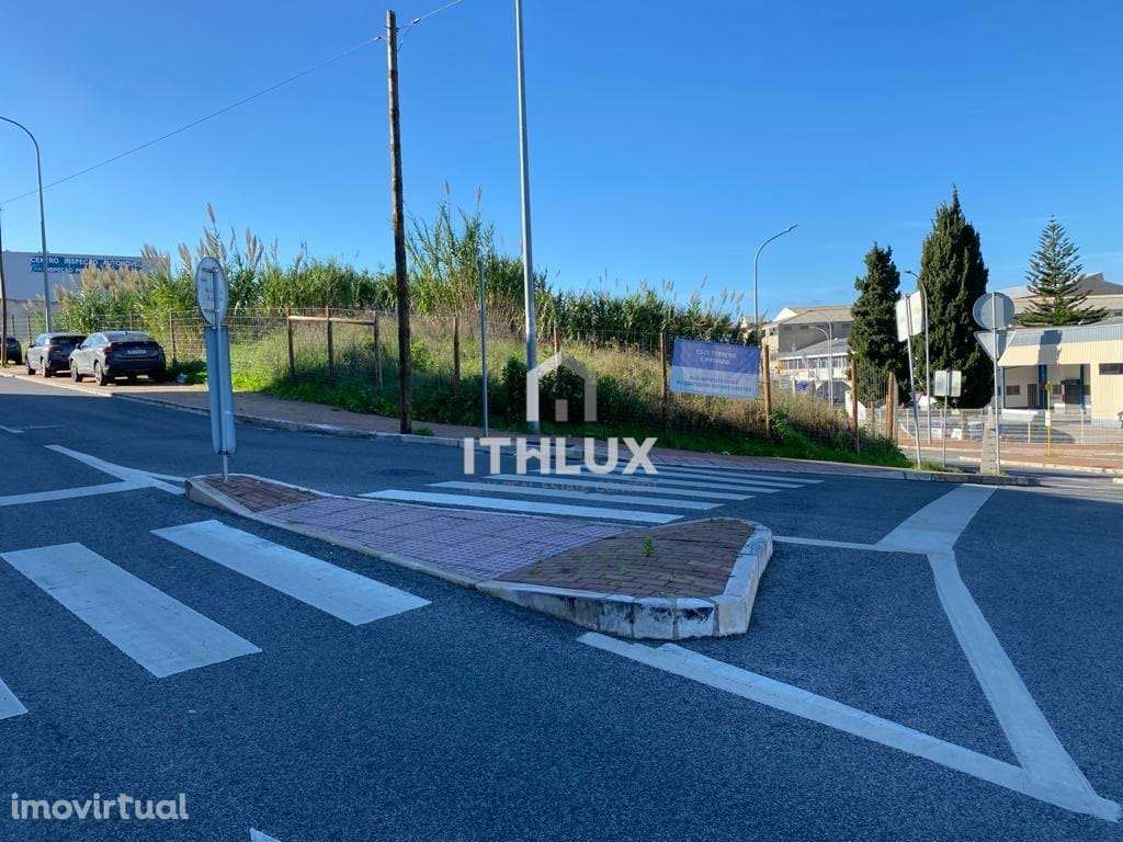 Terreno em Zona Industrial - Grande imagem: 3/11