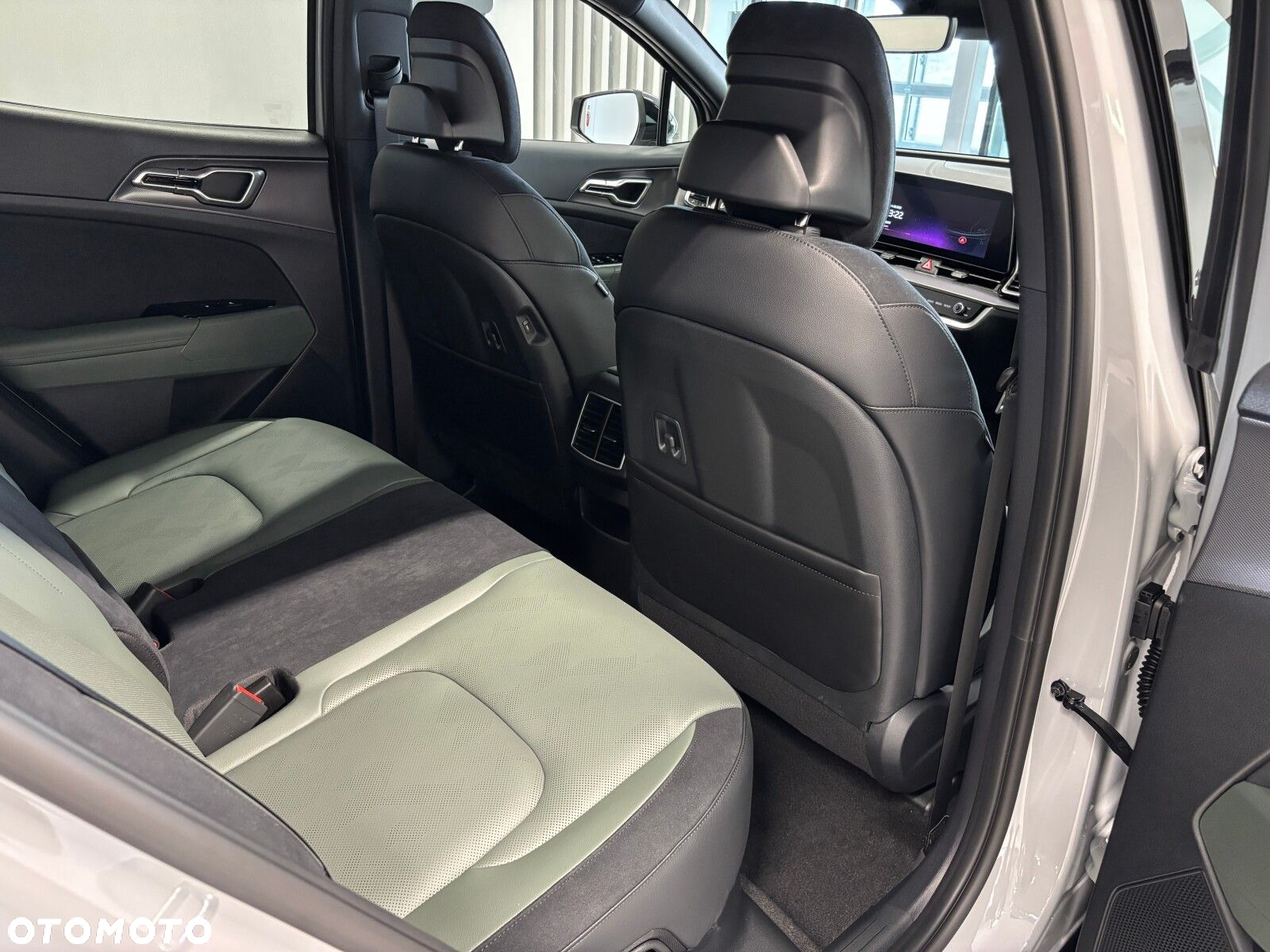 Kia Sportage 1.6 T-GDI HEV Anniversary 2WD - 20