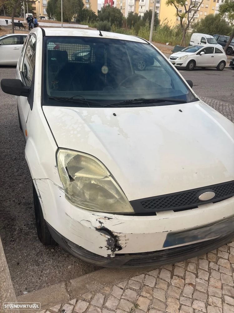 Ford Fiesta - 2