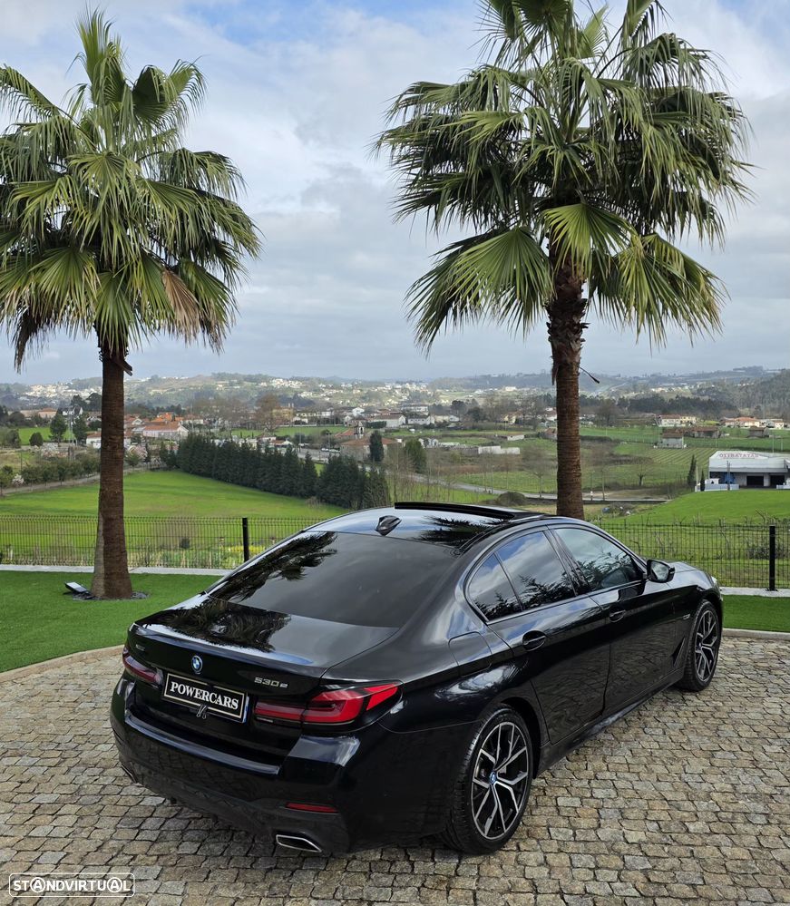 BMW 530 e Pack Desportivo M - 17