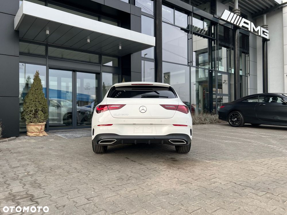 Mercedes-Benz CLA - 18