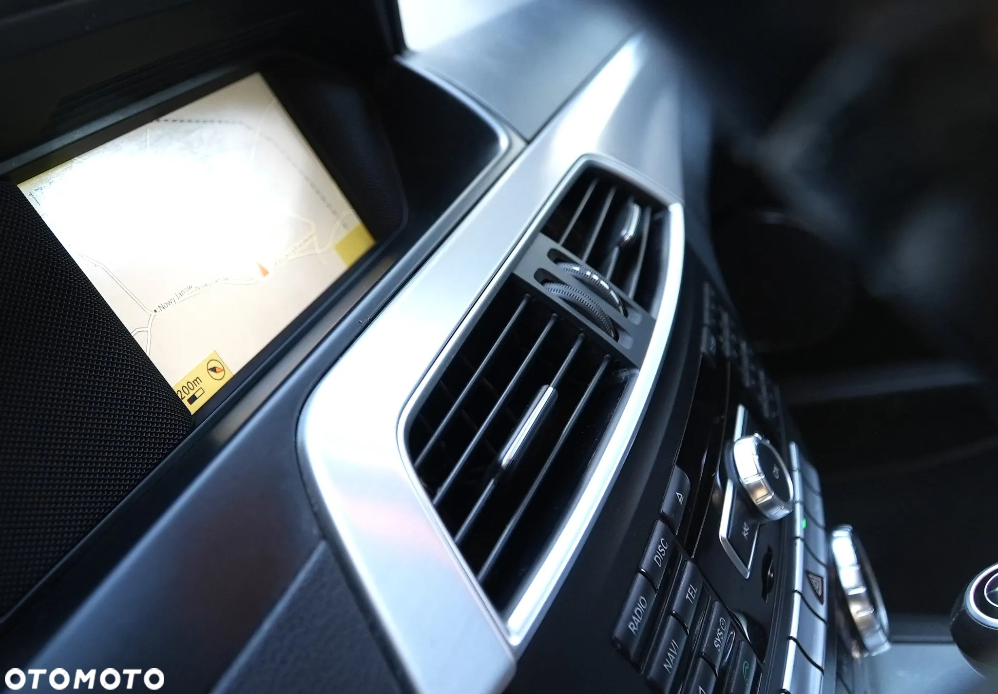 Mercedes-Benz Klasa C 180 T CGI Automatik BlueEFFICIENCY Avantgarde - 13