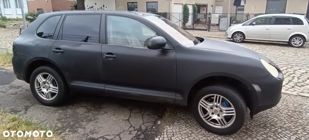 Porsche Cayenne - 5