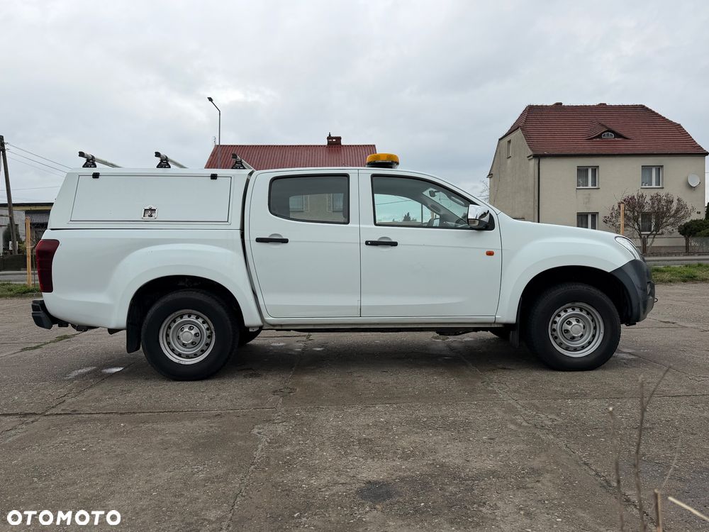 Isuzu D-Max 2.5 DC L - 4