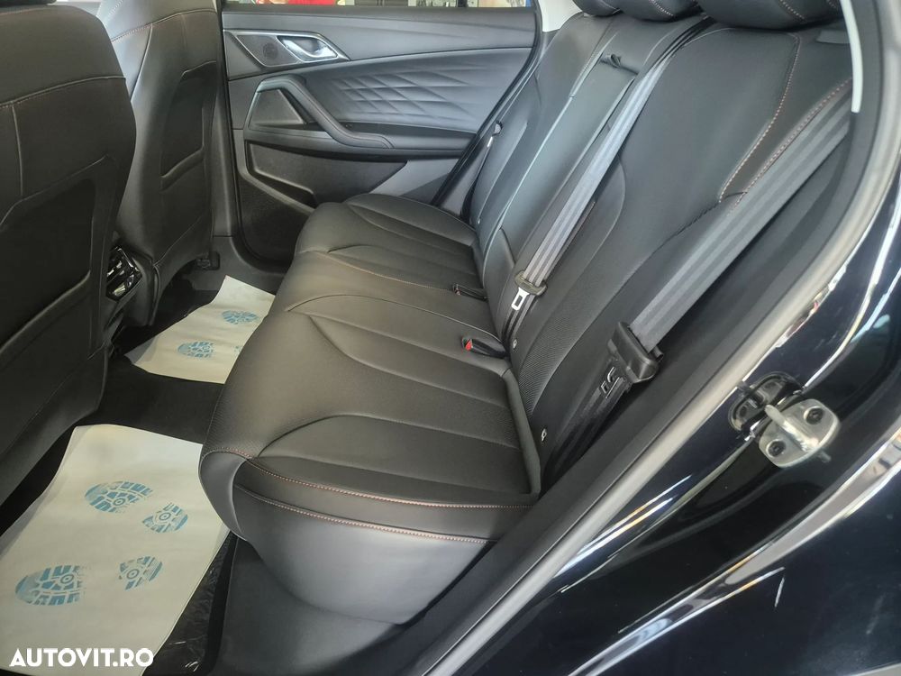 MG HS 1.5 T-GDi 7DCT Exclusive - 27