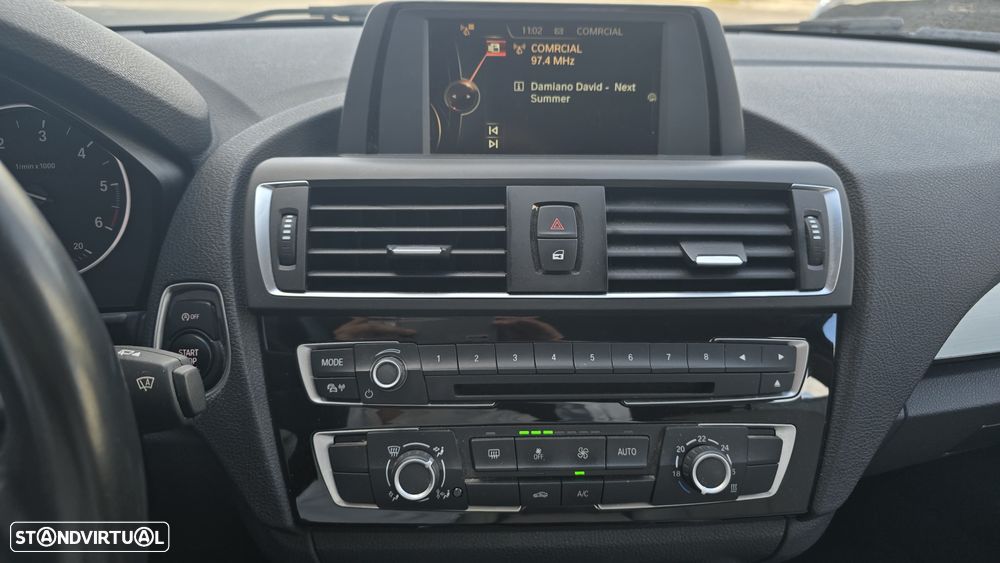 BMW 116 d Line Urban - 23