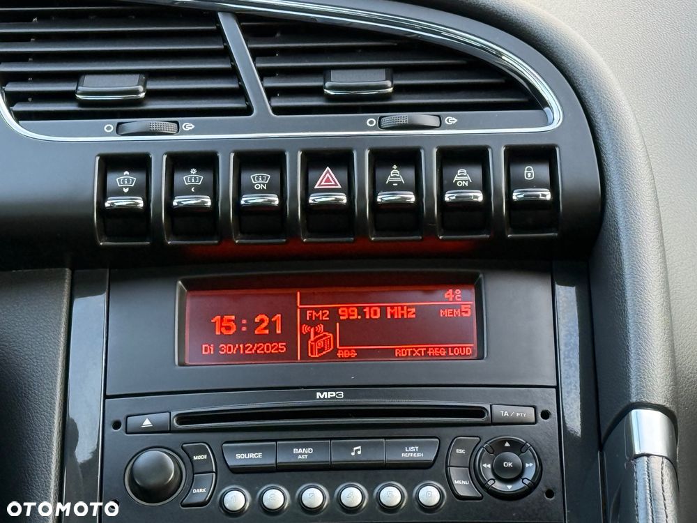 Peugeot 3008 1.6 Active - 27