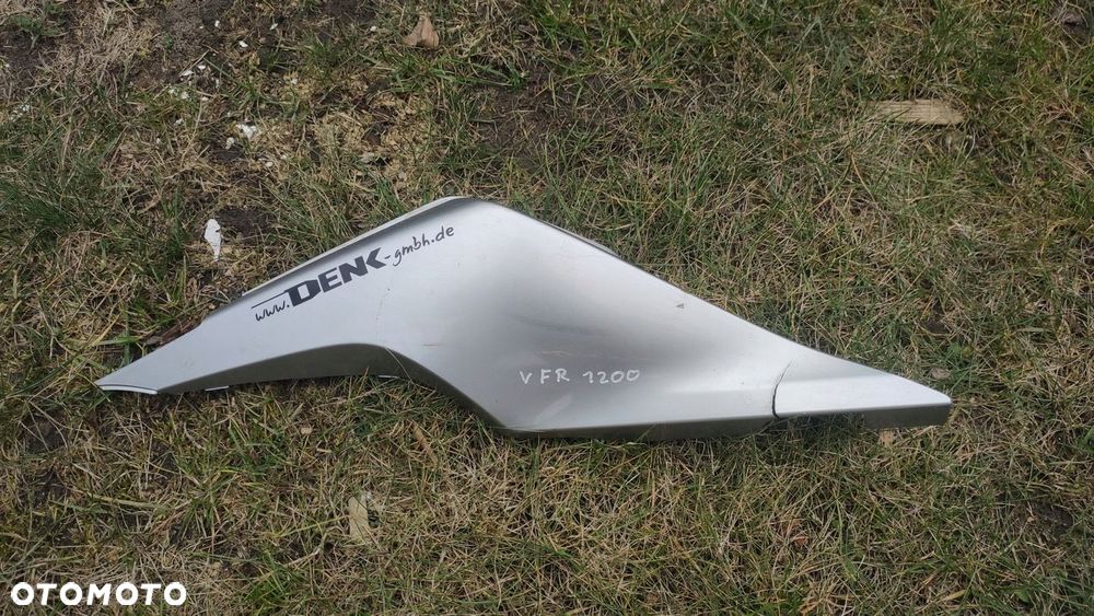 EU OSŁONA ZADUPEK OGON PRAWY HONDA VFR 1200 09- - 1