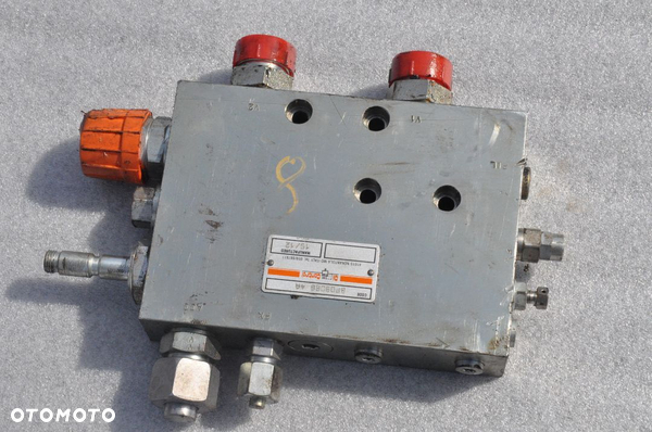 ZAMEK HYDRAULICZNY MANITOU NR  BP09068 4A