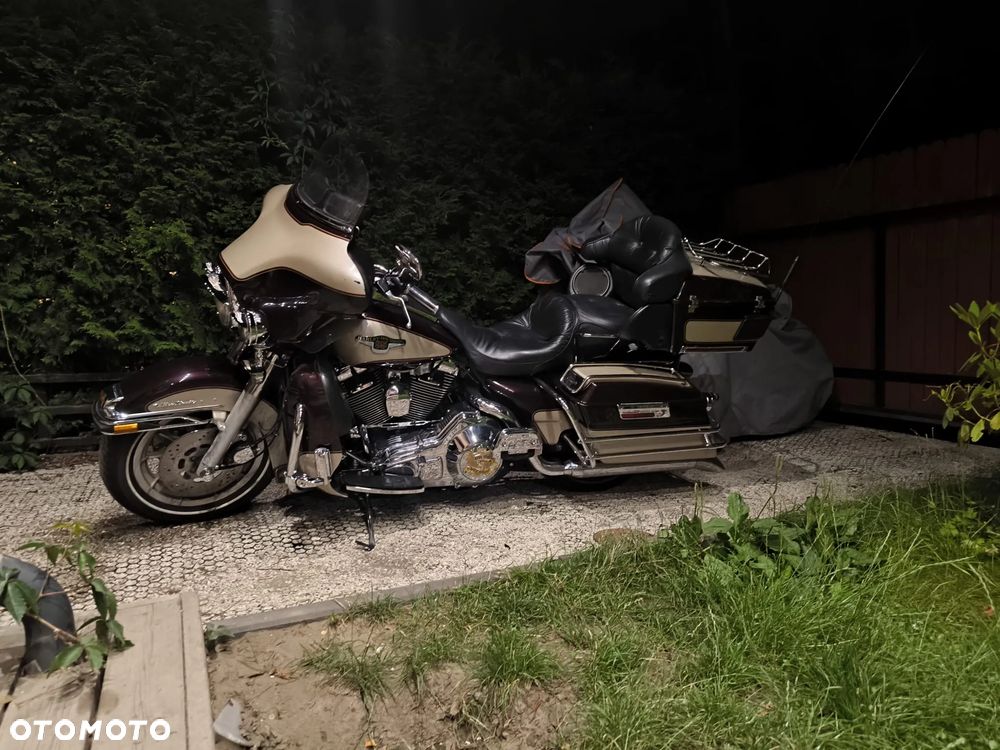 Harley-Davidson FLHTCU Ultra - 4