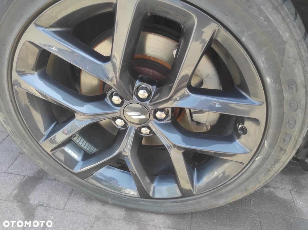 Dodge Challenger 5.7 R/T - 35