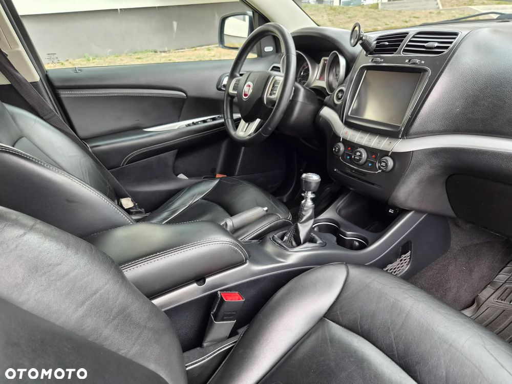 Fiat Freemont 2.0 Multijet Urban - 35
