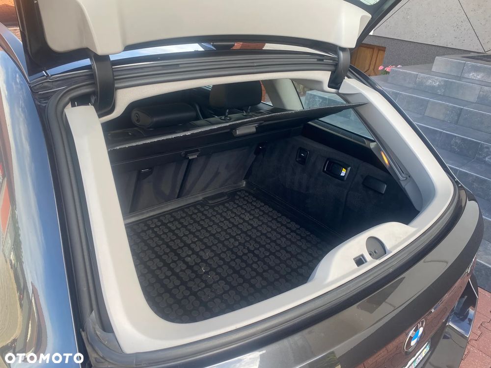 BMW Seria 5 525d - 6