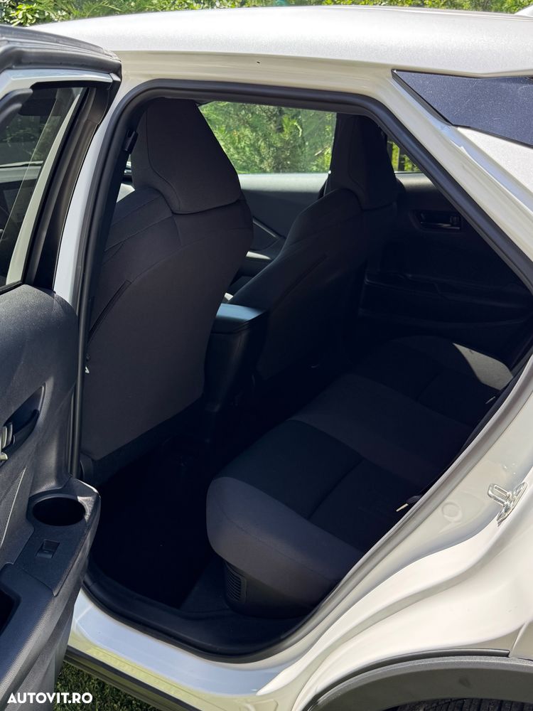 Toyota C-HR 1.8 HEV 140 CP 4x2 CVT Dynamic - 12