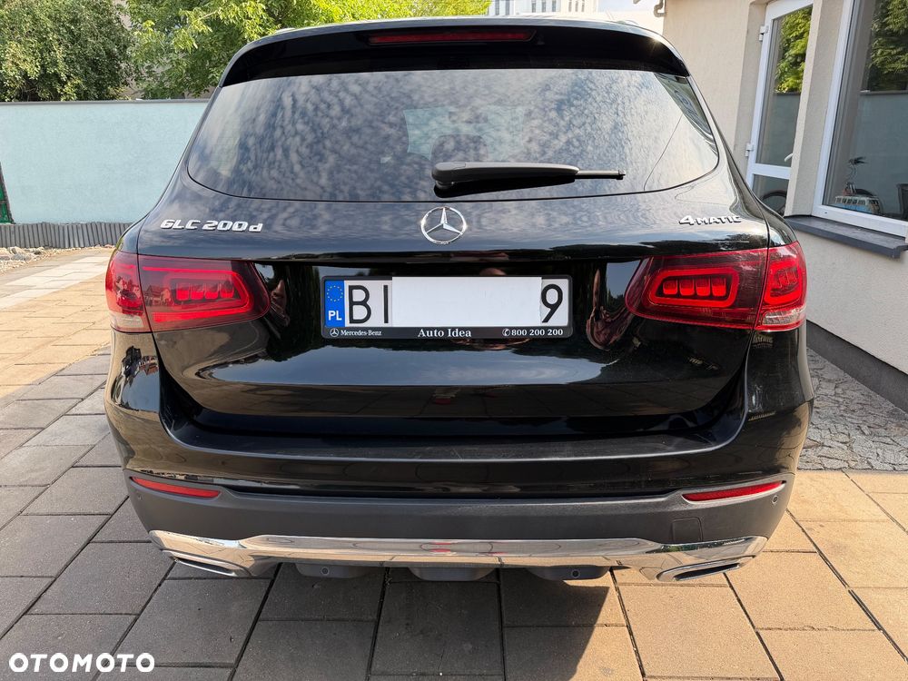 Mercedes-Benz GLC 200 d 4-Matic Business Edition - 3