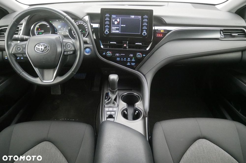 Toyota Camry 2.5 Hybrid Comfort CVT - 8