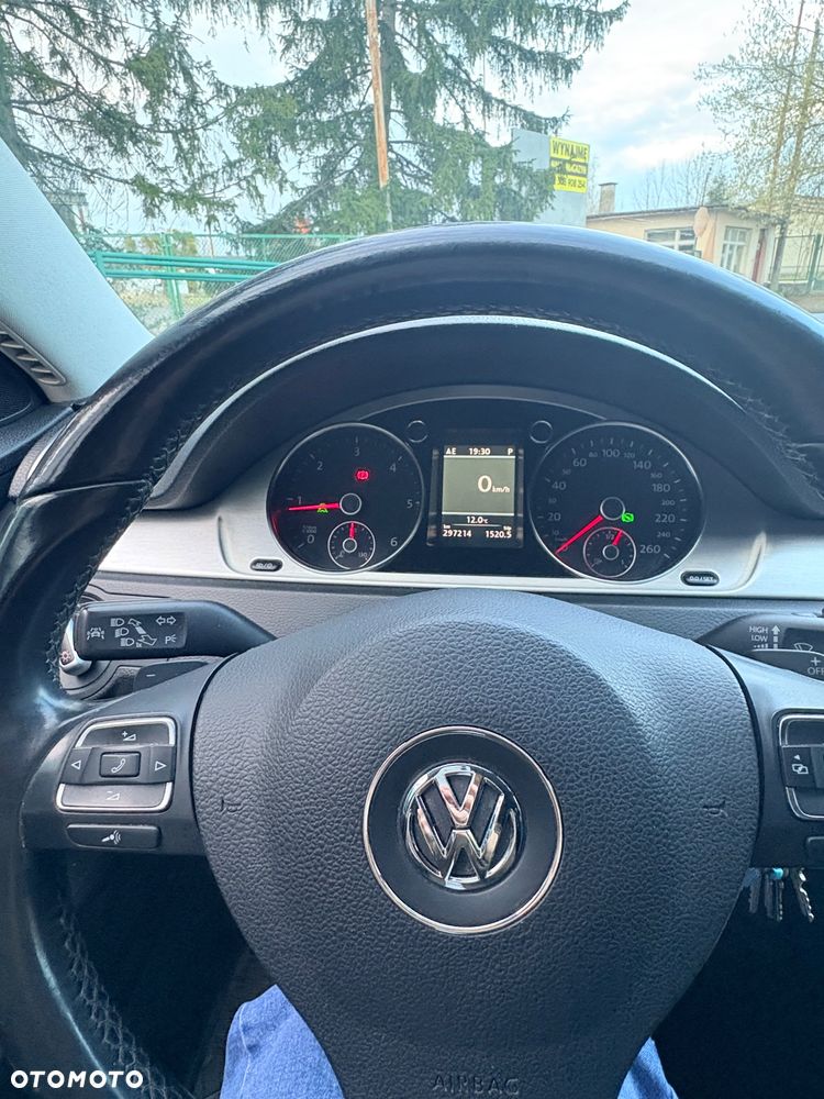 Volkswagen Passat 2.0 TDI DPF DSG Highline - 7
