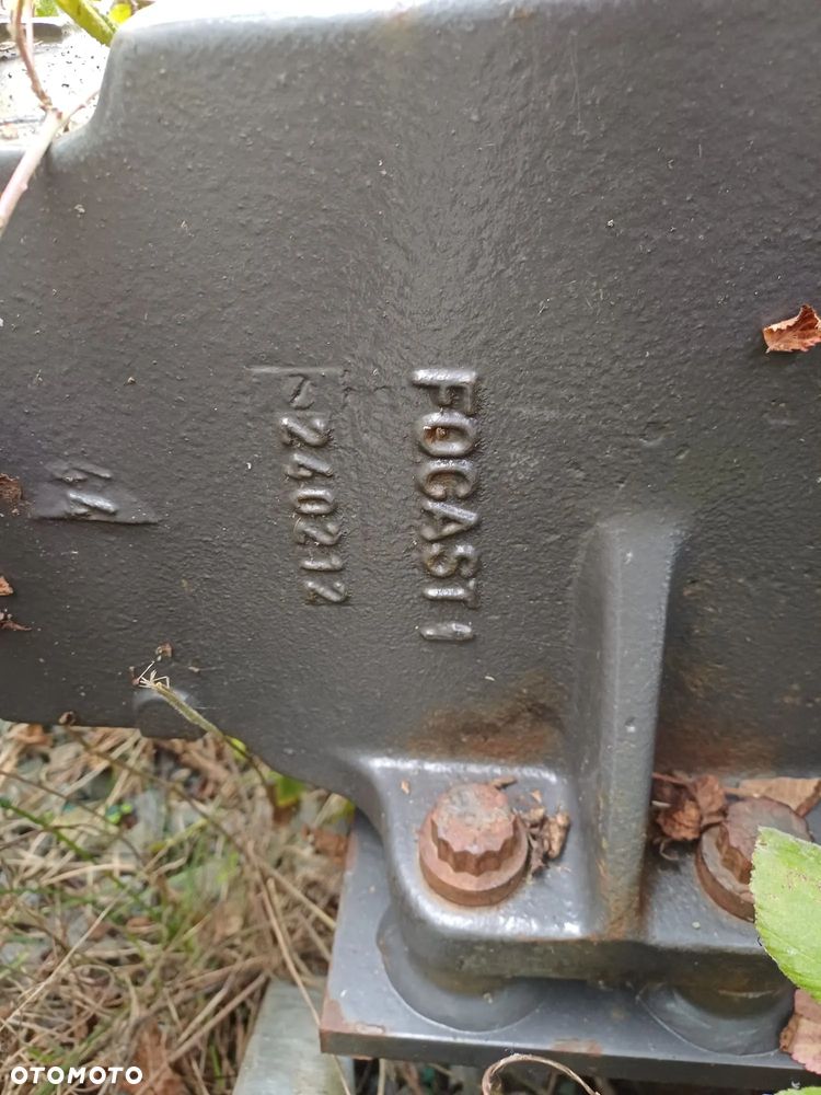 Kabina AXION, most podnośnik,atak,zwolnica,dach,,drzwi,licznik,komputer,przewody elektryczne,wiązka,sterowniki,ehr,podłokietnik,claas,840,940,wom,CEBIS,810,830,850 - 3