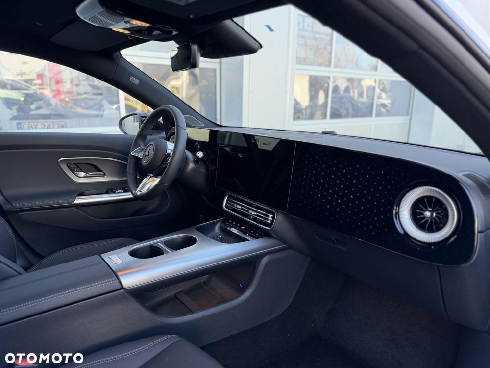 Mercedes-Benz CLA - 18