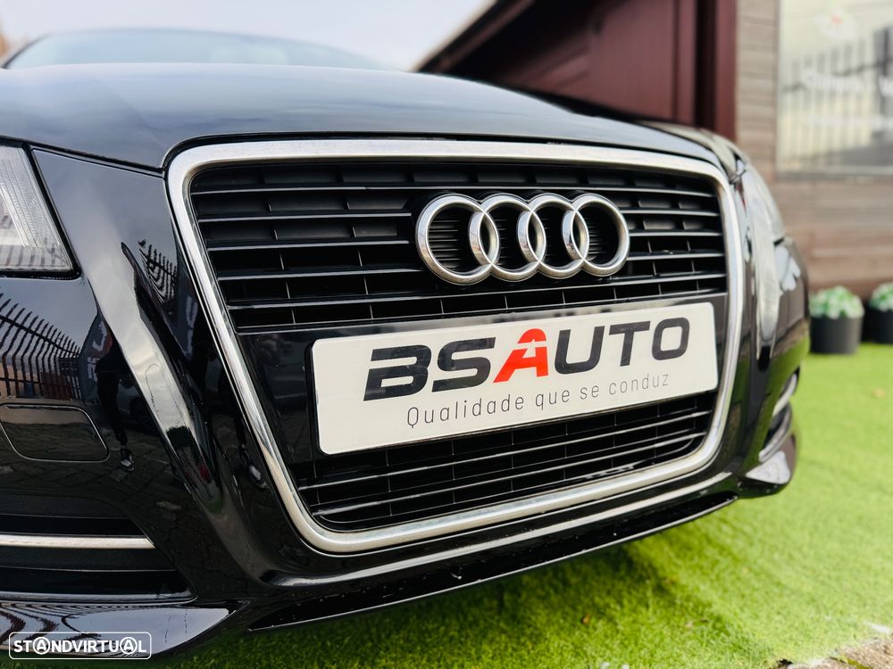 Audi A3 Sportback 1.6 TDI Attraction S tronic - 4