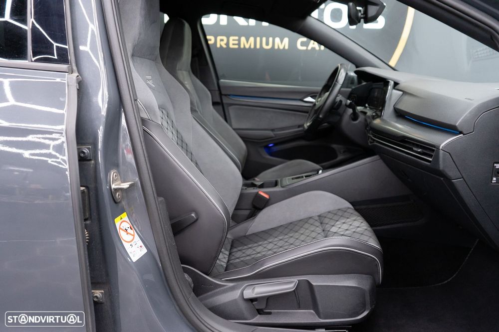 VW Golf Variant 2.0 TDi R-Line DSG - 49