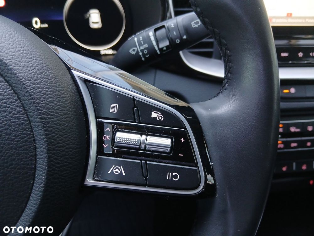 Kia XCeed 1.5 T-GDI L Business Line - 16