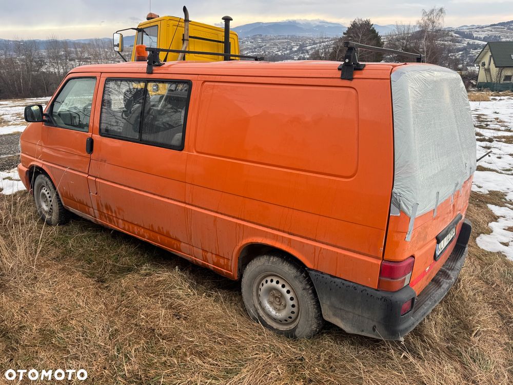 Volkswagen T4 Transporter 2.5TDi Long 88KM doka brygadówka 6 os. - 4
