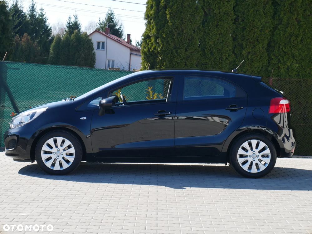 Kia Rio - 6