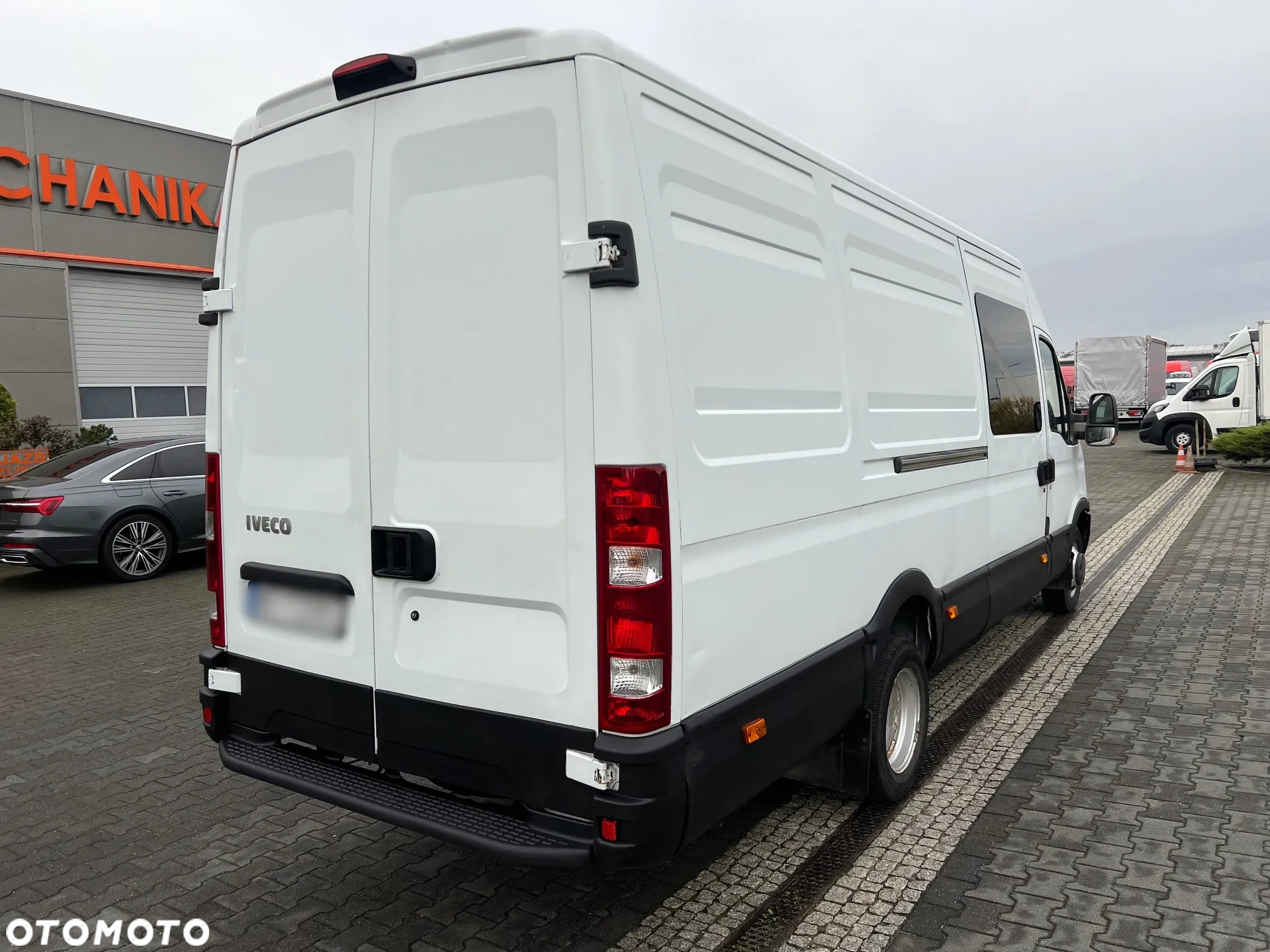 Iveco Daily 50C15 3.0 Maxi Long L4H2 Brygadówka Doka 7-miejsc, Koła Bliźniacze, Zarejestrowane - 4