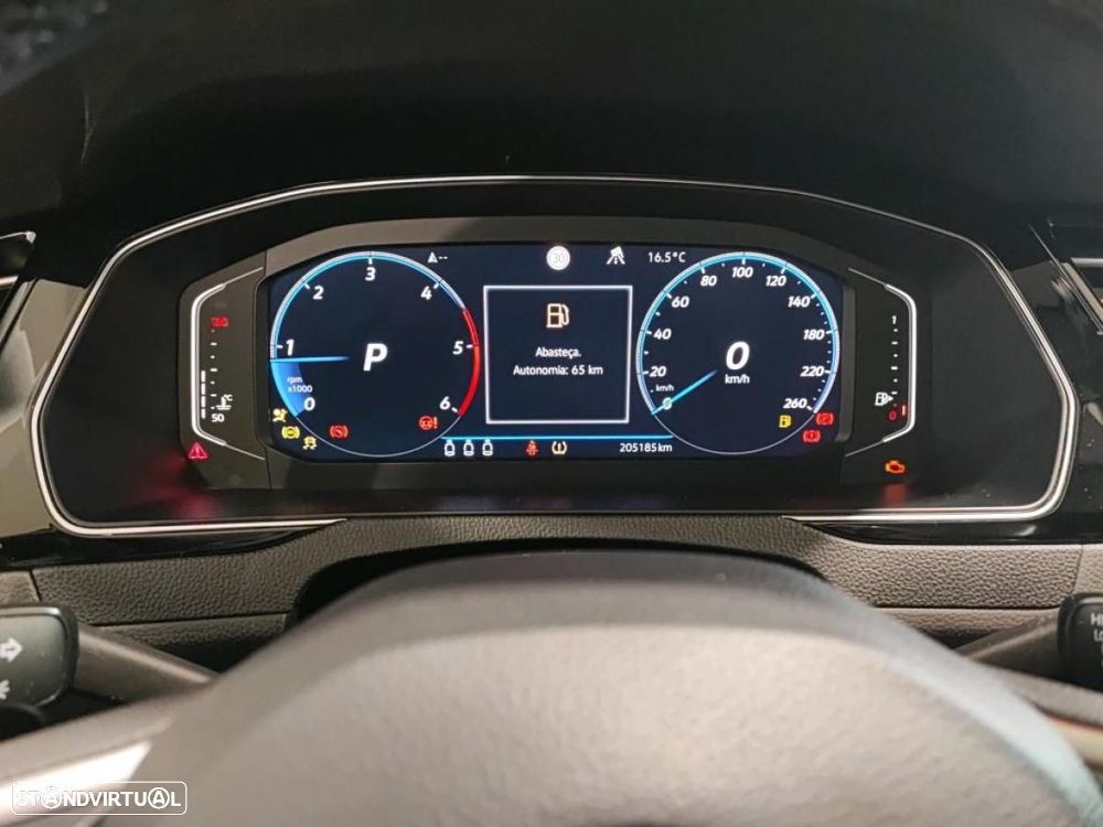 VW Passat Variant - 6