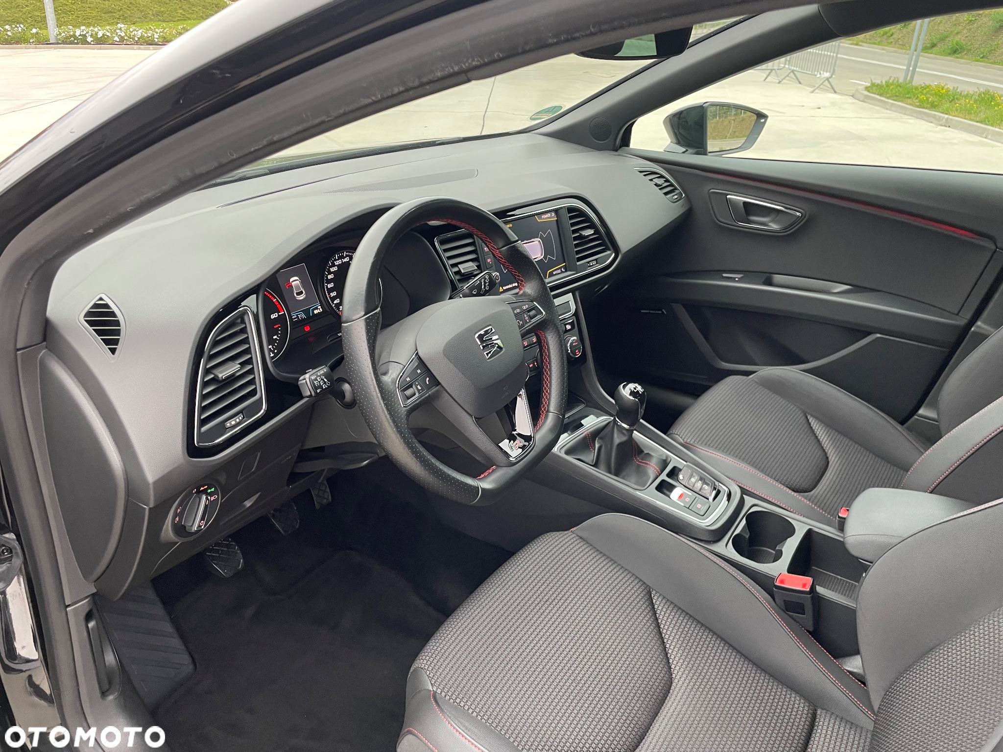 Seat Leon 2.0 TDI FR Black S&S - 12