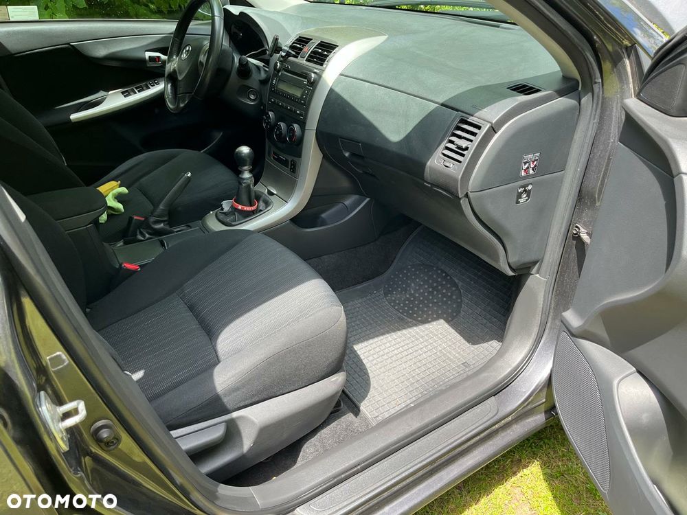 Toyota Corolla 1.6 Luna - 7