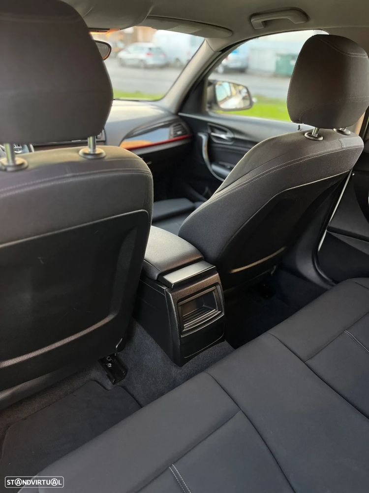 BMW 116 d EfficientDynamics Edition Sport Line - 11