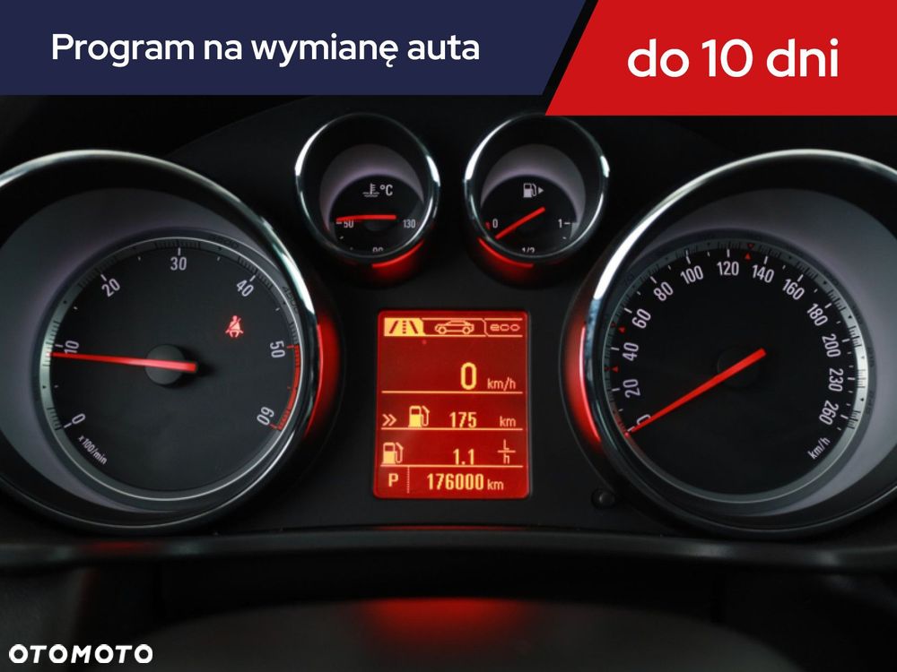 Opel Insignia - 10