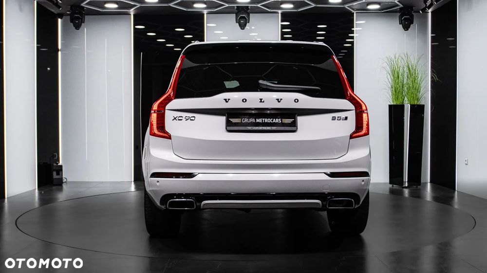 Volvo XC 90 B5 D AWD R-Design - 6
